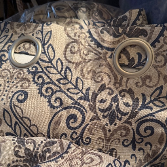 Decorative curtains with Blue and Brown Pattern 52”widex54” long. 6 panels avail - Picture 2 of 3